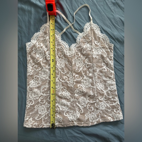 K. Jordan Ivory Lace Blouse/Top. Size Large - Picture 5 of 5